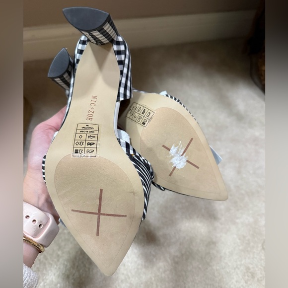 Nic + Zoe Black and White Gingham Pumps Size 7 - Picture 2 of 6